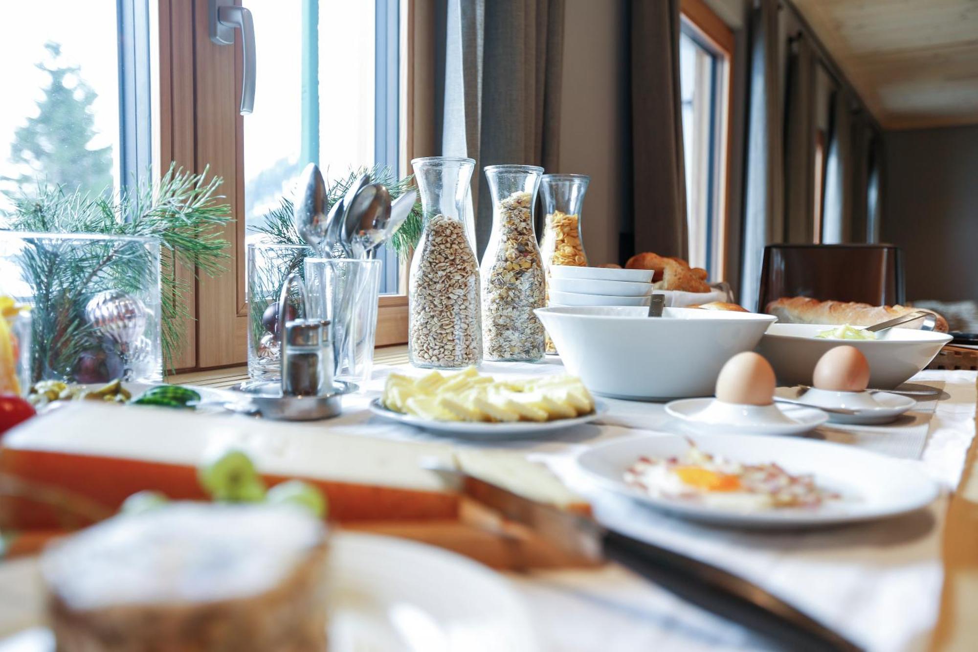 Fruehstueckspension Sonnblick Stuben am Arlberg Ngoại thất bức ảnh